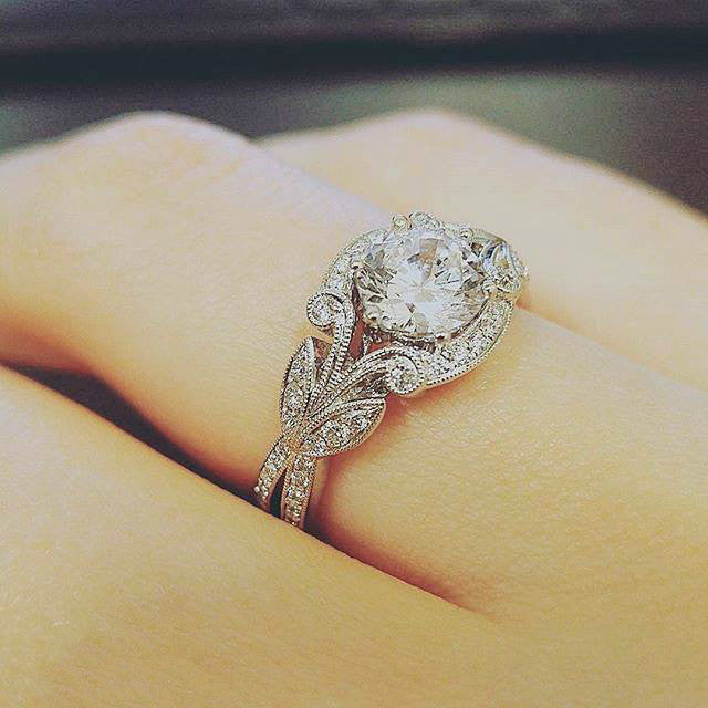 Gold Plated Alloy Ring With Artificial Gems European Floral Tree Leaf Design For Women Size 5 6 7 8 9 Gift Now