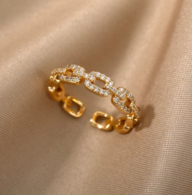 Geometric Copper Ring With Bee Design European American Fashion Statement Jewelry Fishbone Ring Golden Elegant