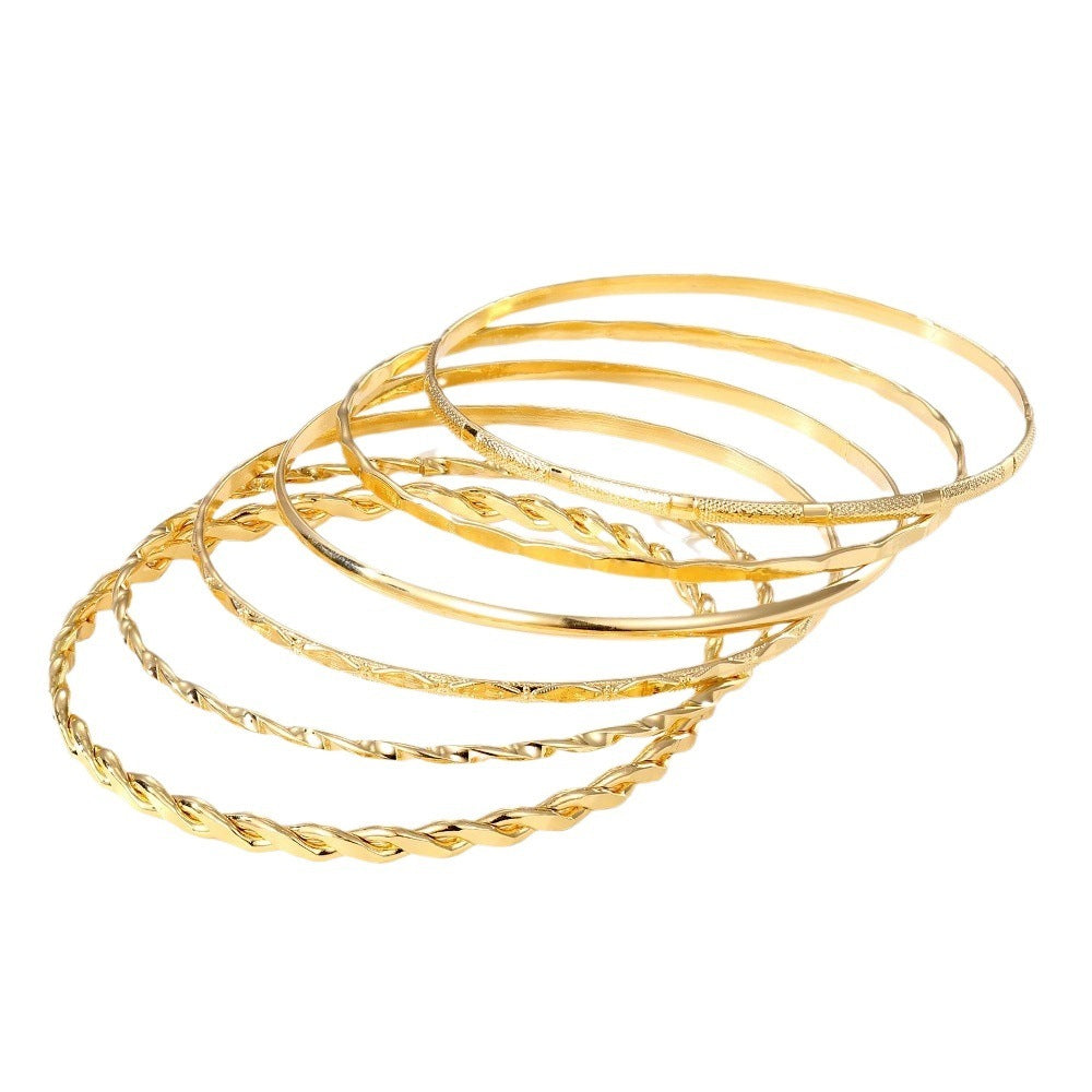 Womens Gold Chain Bracelets Set Geometric Design Thick Link Bangles Boho Fashion Jewelry Set Gift For Everyday