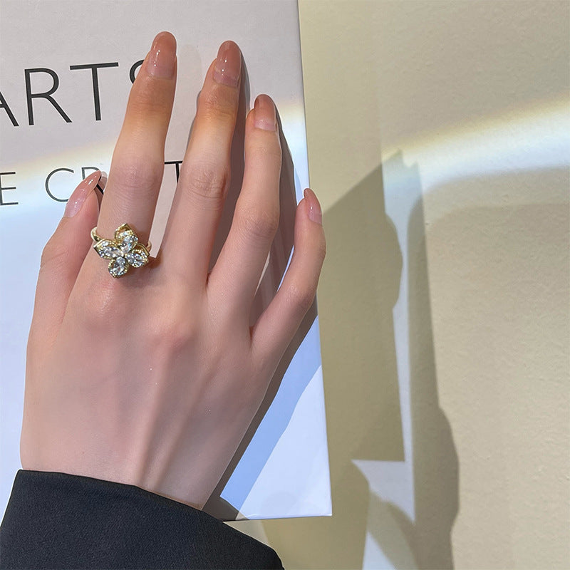 Women Rotatable Windmill Ring Copper Flower Design Micro Inlay Elegant Jewelry Inspired Japanese Korea Fashion