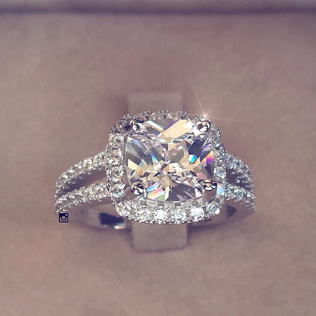 Square Geometry Ring With Colorful Zircon Crystals For Women Copper Band Fashion Jewelry Elegant Sparkling Accessory