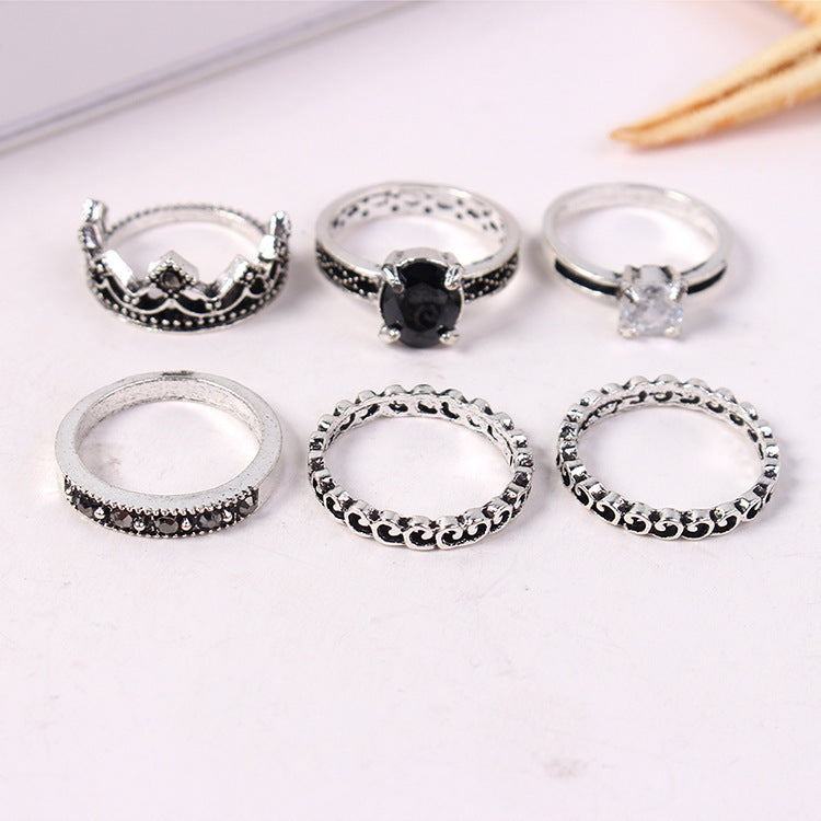 Womens Crown Ring Alloy With Diamond Accent Retro Design All Match Band Ancient Silver Finish Ring Jewelry Gem