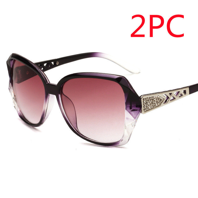 Womens Retro Sunglasses UV Protection Resin Lens PC Metal Frame Large Frame Design For Fashion Sun Glasses Now