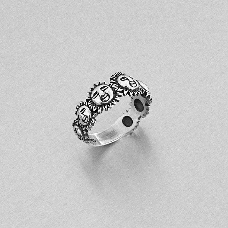 Womens Sunflower Ring Geometric Alloy Ring Sunflower Design Ring Women Party Ring Daily Wear Ring Fashion Ring