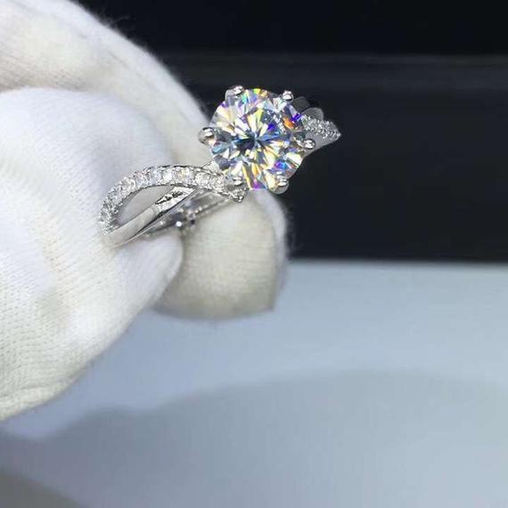 Copper Zircon Ring For Women White Gold Plated Exquisite Fashion Jewelry Gift Elegant Everyday Jewelry For Her