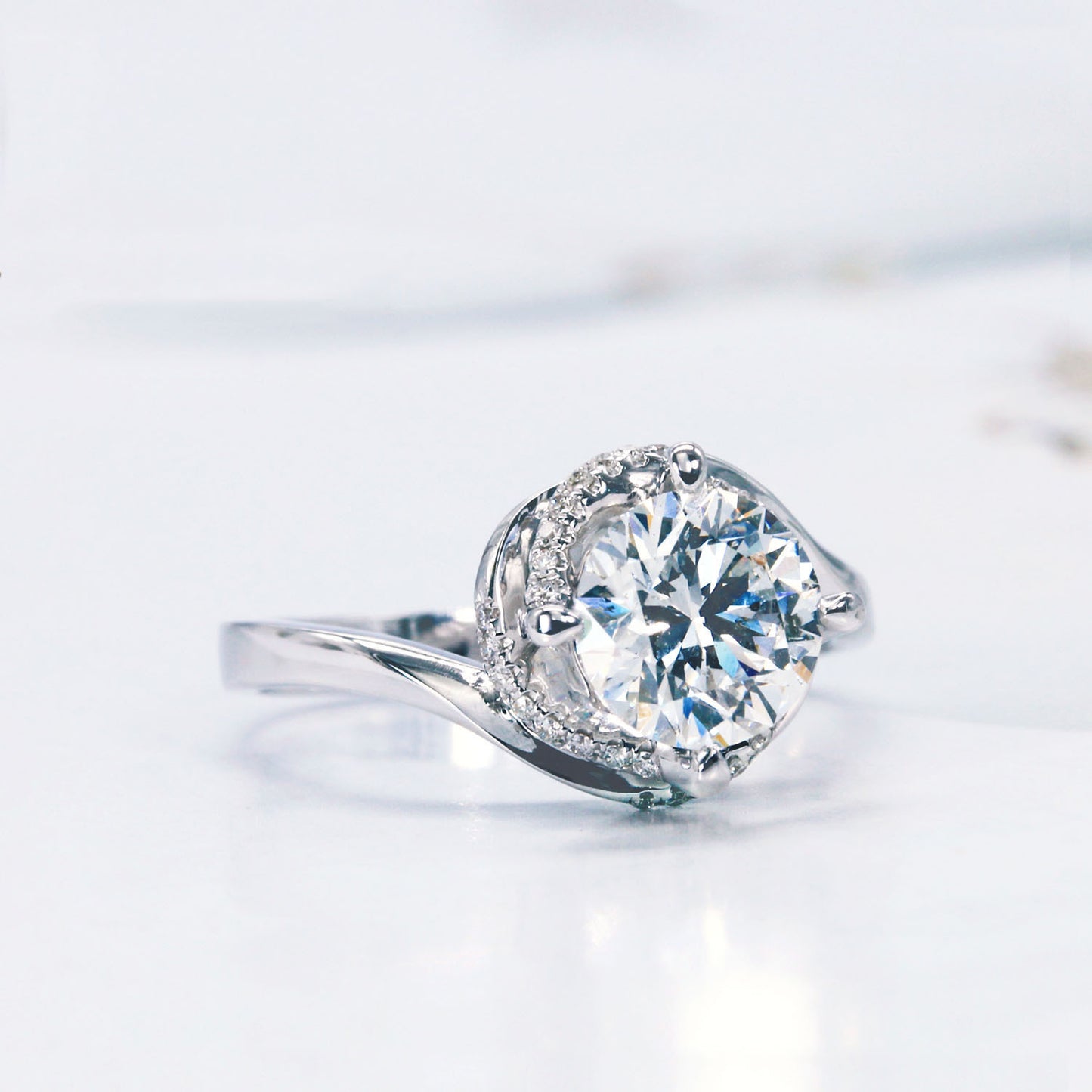 Six Prong Moissanite Ring Sterling Silver Inlaid With Gems For Wedding And Elegant Everyday Wear For Her Brilliant Shine