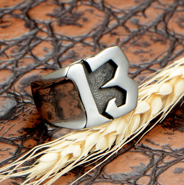 Mens Vampire Ring Titanium Steel Never Fade Vintage Gothic Biker Ring For Men Jewelry Accessories Size 7 to 13