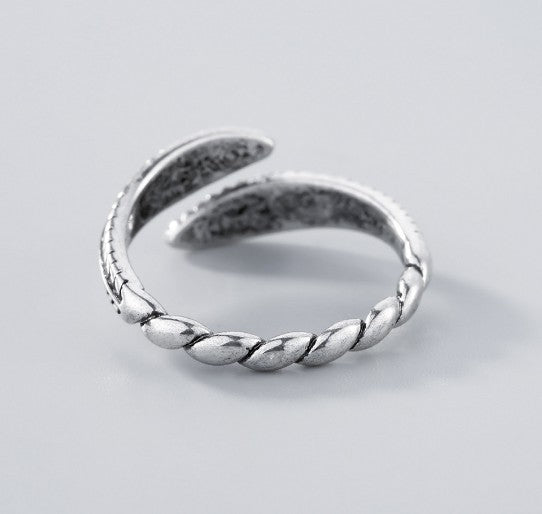 Floral Ring Thai Silver Plated Leaf Design Statement Ring For Women And Girls Fashion Jewelry Durable For Everyday Wear
