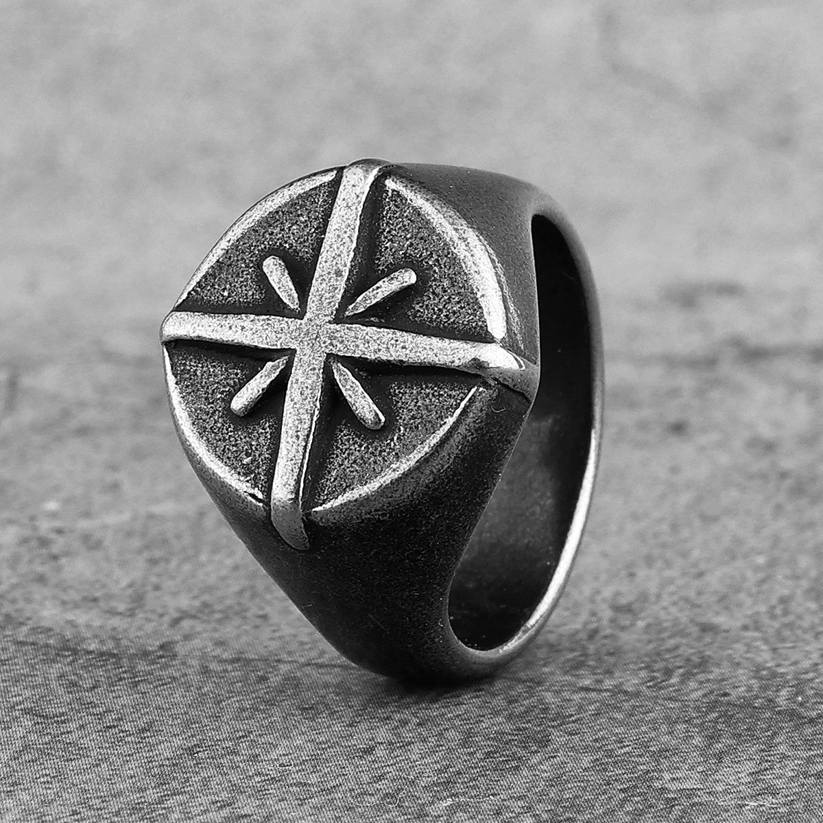 Geometric Vintage Titanium Men's Compass Ring