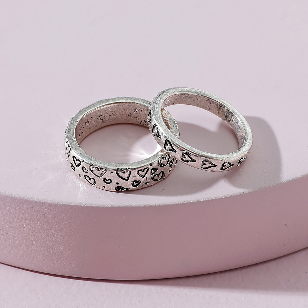 Womens Agate Ring Vintage Engraved Heart Shaped Alloy Inlaid Gemstones European Geometric Statement Ring Agate