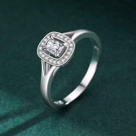 Womens Platinum Plated Silver Ring With Gold Plated Gemstones Korean Fashion Light Luxury Jewelry Gift For Her