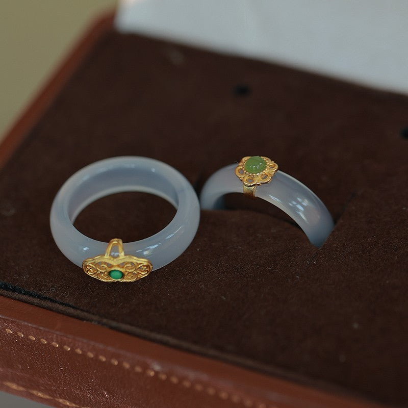 Women's Adjustable Ring White Chalcedony Resin Flower