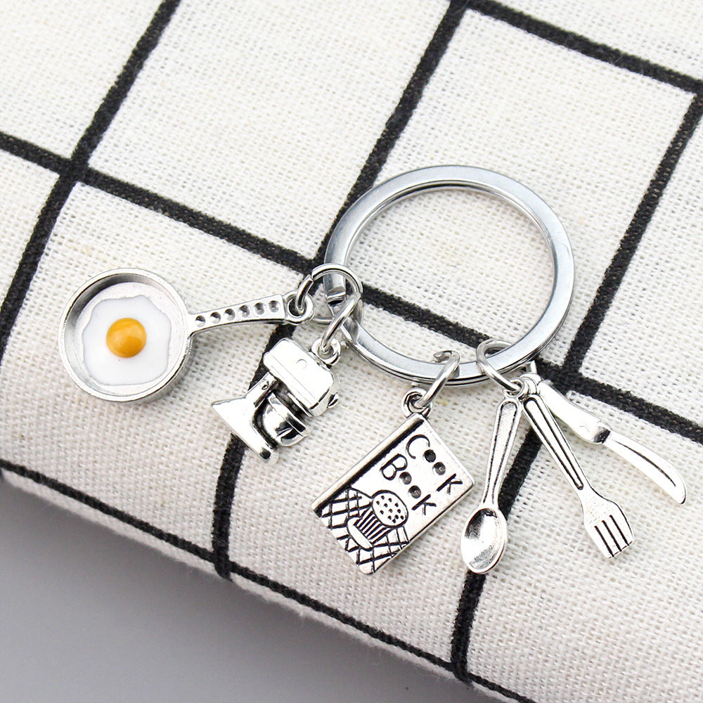 Womens Fashion Accessories Fried Egg Keychain Alloy Simple Silver Keyring High Quality Gift Idea For Women New