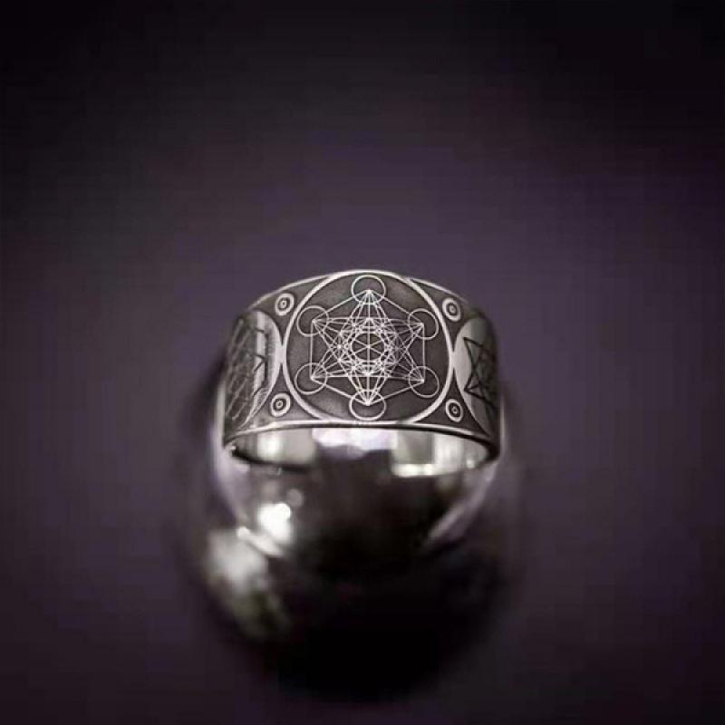Unisex Vintage Geometric Ring With Adjustable Alloy Star
