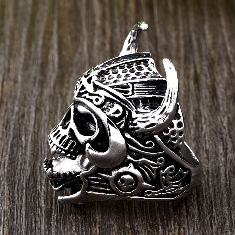 Stainless Steel Ring Skull Helmet Warrior Titanium Steel Polished Europe and America Ring for Men and Women Fashion Jewelry Biker Ring Size 7 8 9 10 11 12 13