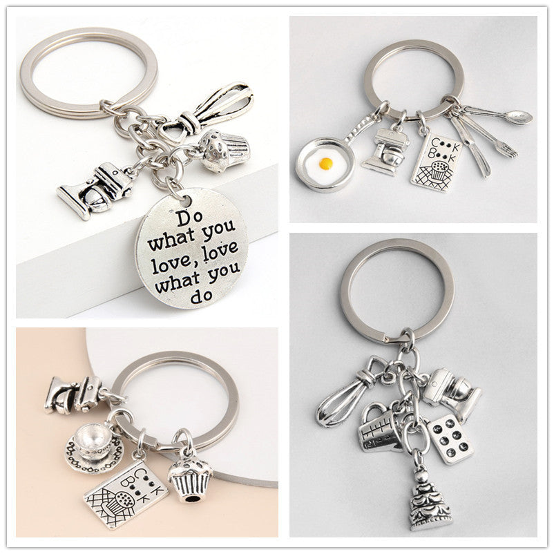 Womens Fashion Keychain Metal Key Ring With Combination Cutlery Design Beautiful Key Chain Accessory For Women