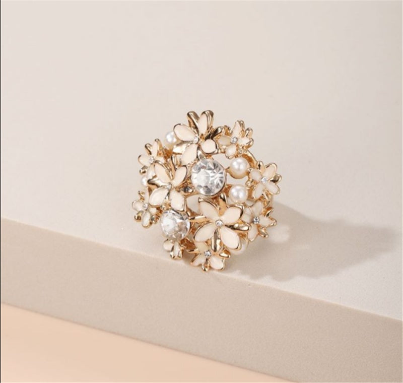 Geometric Pearl Rhinestone Alloy Ring Electroplated Finger Ring Fashion Jewelry Elegant Durable Accessory Chic