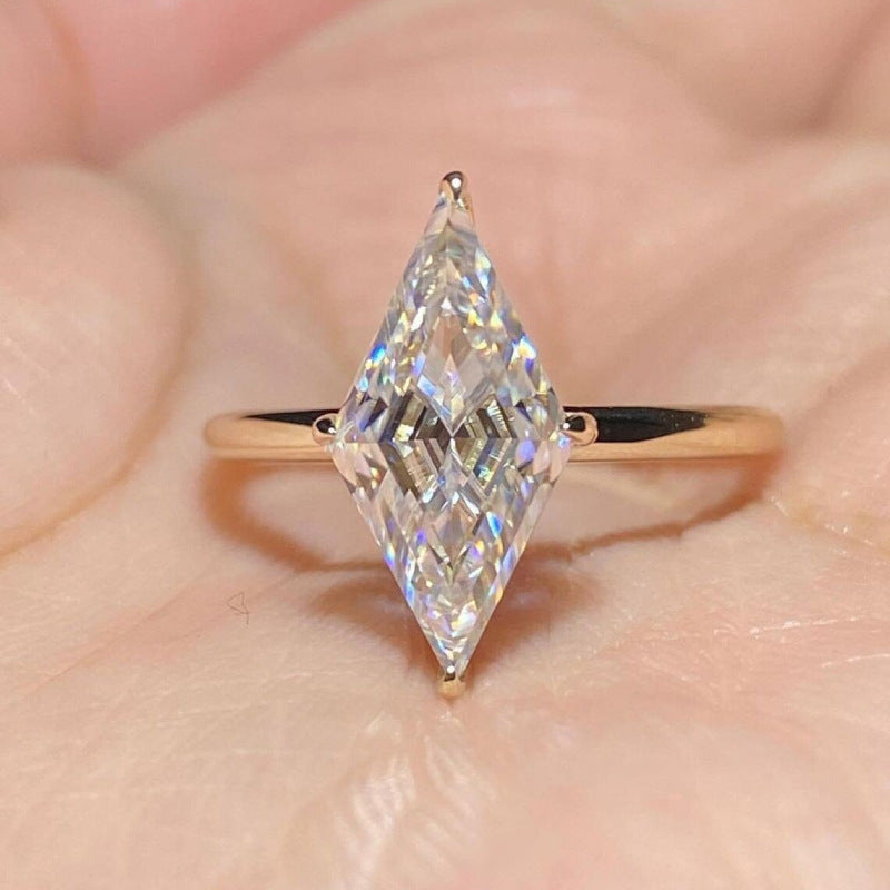 Simple Triangular Rhombus Imitation Moissanite Diamond Ring Copper Electroplated For Women Jewelry Gift Elegant Jewelry