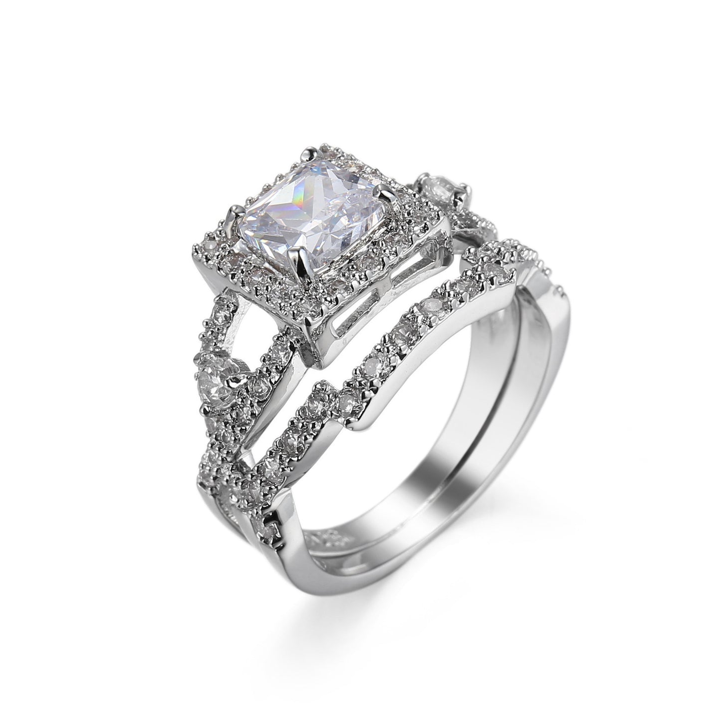 Copper White Zircon Couple Ring Electroplated Mosaic Jewelry For Lovers Unisex Europe Style Elegant Design Gift