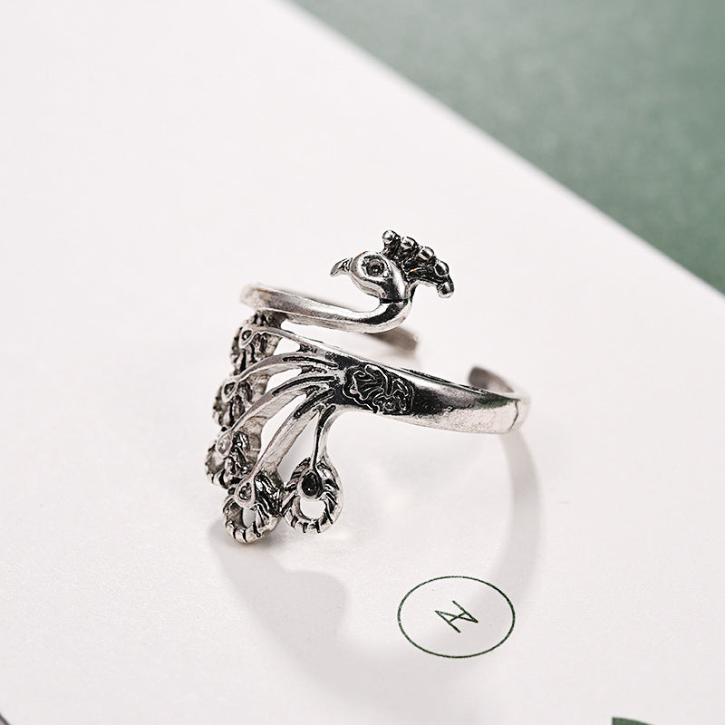 Exaggerated Design Ring In Retro Ethnic Style Unisex Alloy With Animal Zodiac European Fusion Flair Glow Shine