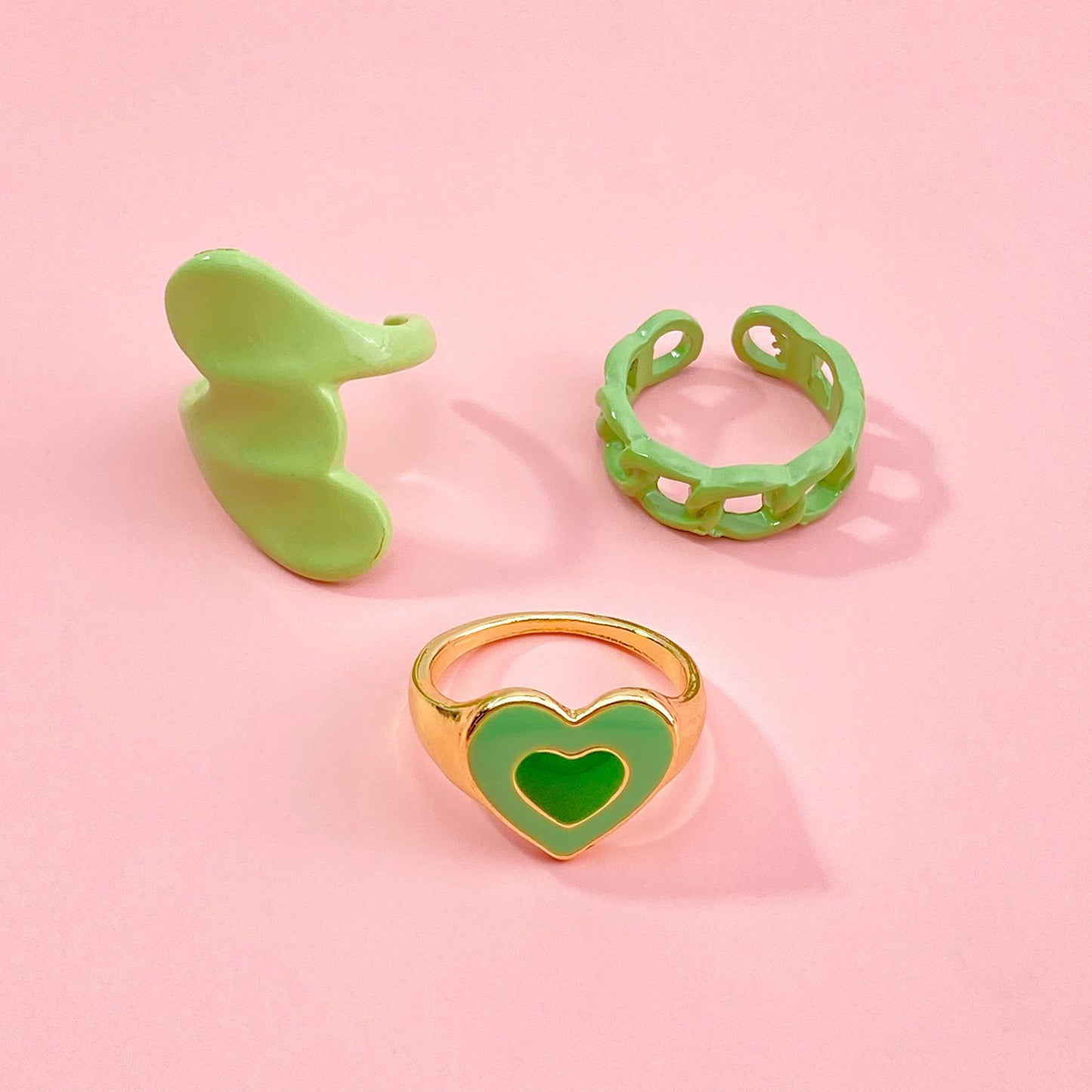 Womens Vintage Gold Ring Set With Heart Smile Design Electroplated Alloy Rings For Love Peach Heart Decoration