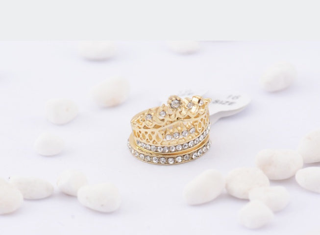 Sterling Silver Hollow Crown Ring With Sparkling Zircon Gemstone Elegant Design Exquisite Craftsmanship Women