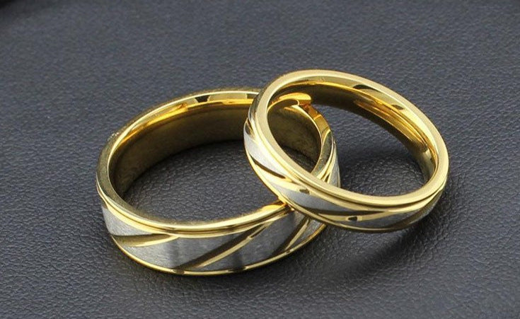 Twill Couple Ring Titanium Steel Handmade Jewelry for Couples with Classic Band Design Symbolizing Unity and Affection