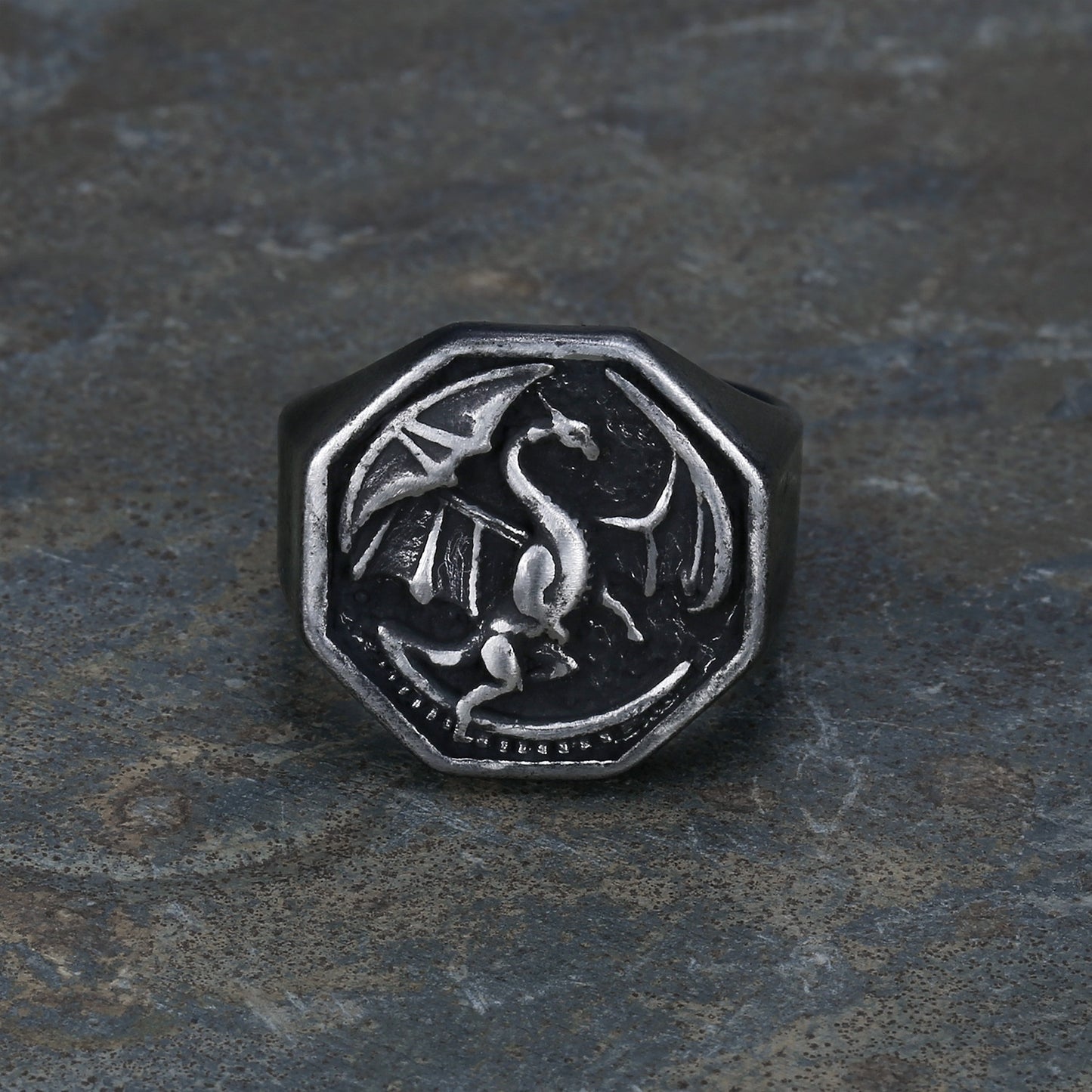 Unisex Dragon Ring Titanium Steel Animal Zodiac Biker Ring King Riding Seat Ring Motorcycle Jewelry for Men and Women Cool Ins Jewelry Gift