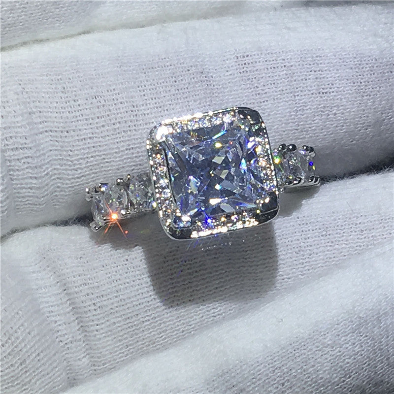 Womens Elegant Alloy Ring With Zircon European Engagement Jewelry Marriage Band Size 5 To 12 Opp Bag Packaging