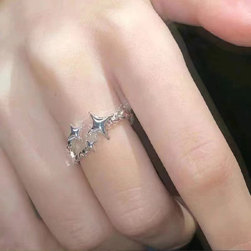 Unisex Five Pointed Star Ring Electroplated Alloy Fashion Ring Star Design Jewelry Accessory Temperament Style