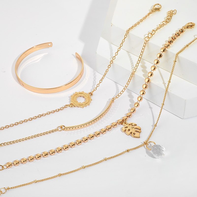 Retro Geometric Alloy Bracelet Set With Sparkling Crystals Five Piece Jewelry For Wedding And Gift Ideal For Bridesmaids