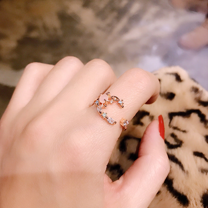 Small Flower Moon Ring With Heart Crystal Flower for Index Finger Women Jewelry Elegant Everyday Jewelry Gifts