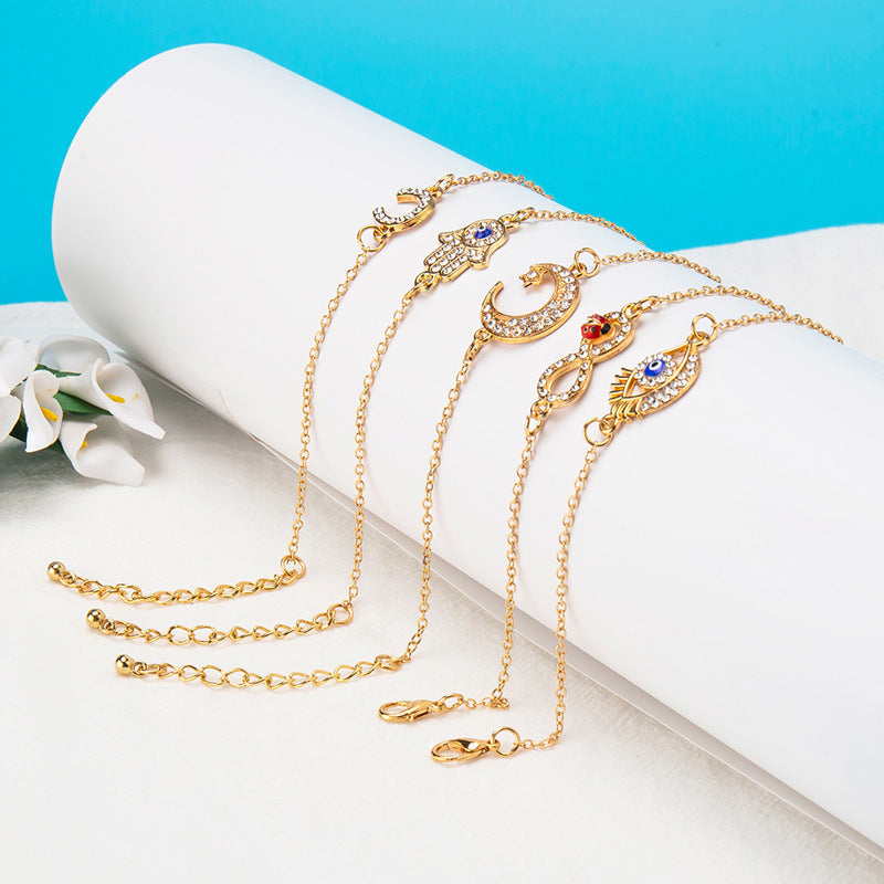 Unisex Alloy Geometric Bracelet With Horseshoe Eyes Palm