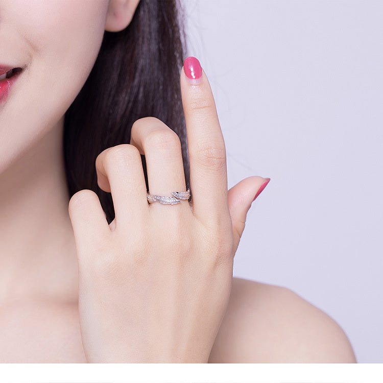 White Feather Ring 925 Sterling Silver With Platinum Plating Lightweight Elegant Band Ring For Women And Girls