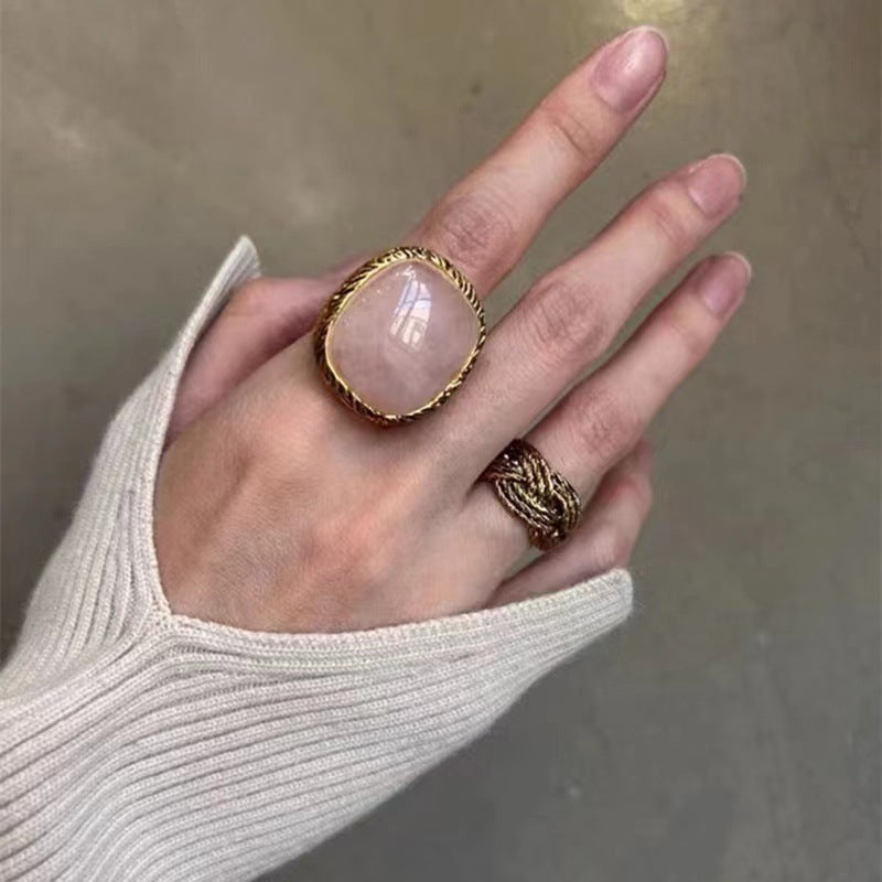 Geometric Zinc Alloy Thumb Ring For Women Durable Statement Accessory High Quality Daily Wear Ready To Pair Up