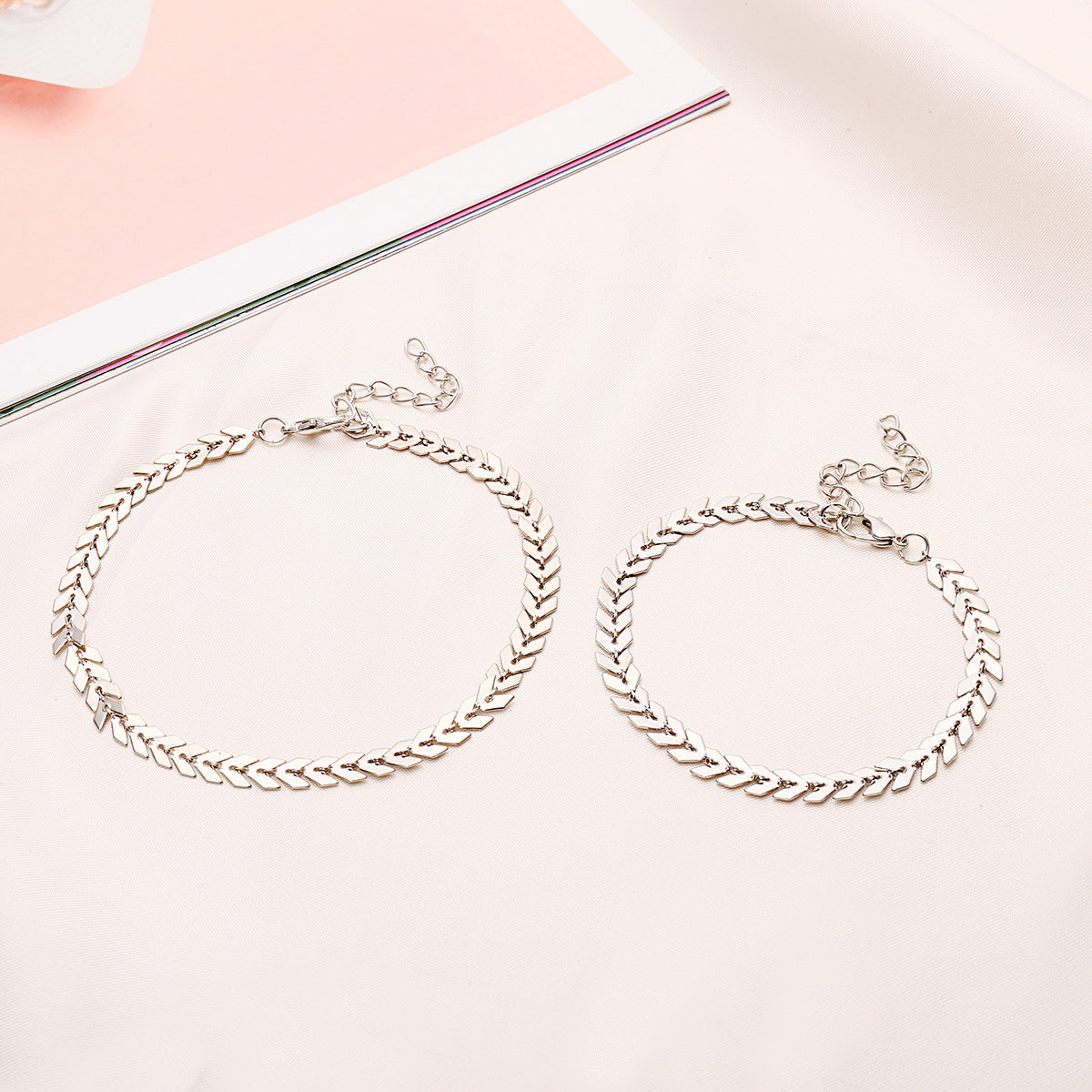 Womens Geometric Metal Bracelet And Anklet Set Simple Elegant Jewelry For Women Versatile Trendy Accessory Collection