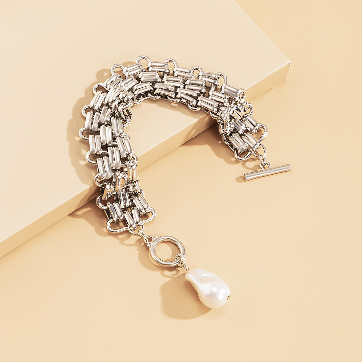 Womens Chain Bracelet With Artificial Pearls Thick Chain Geometric Design Gold Plated Iron Bracelet Pearl Iron