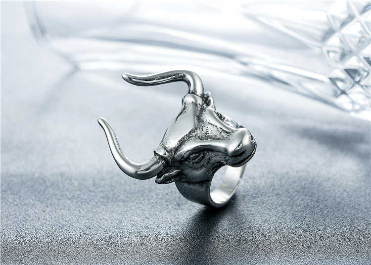 Retro Punk Bull Head Bull Men's Titanium Steel Ring