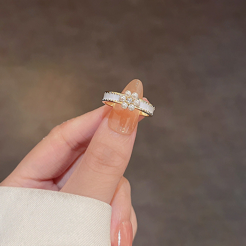 Elegant PearlWhite Ring Geometric Copper Band Electroplated White Gold Gemstone Inlay Gift For Her Korean Style
