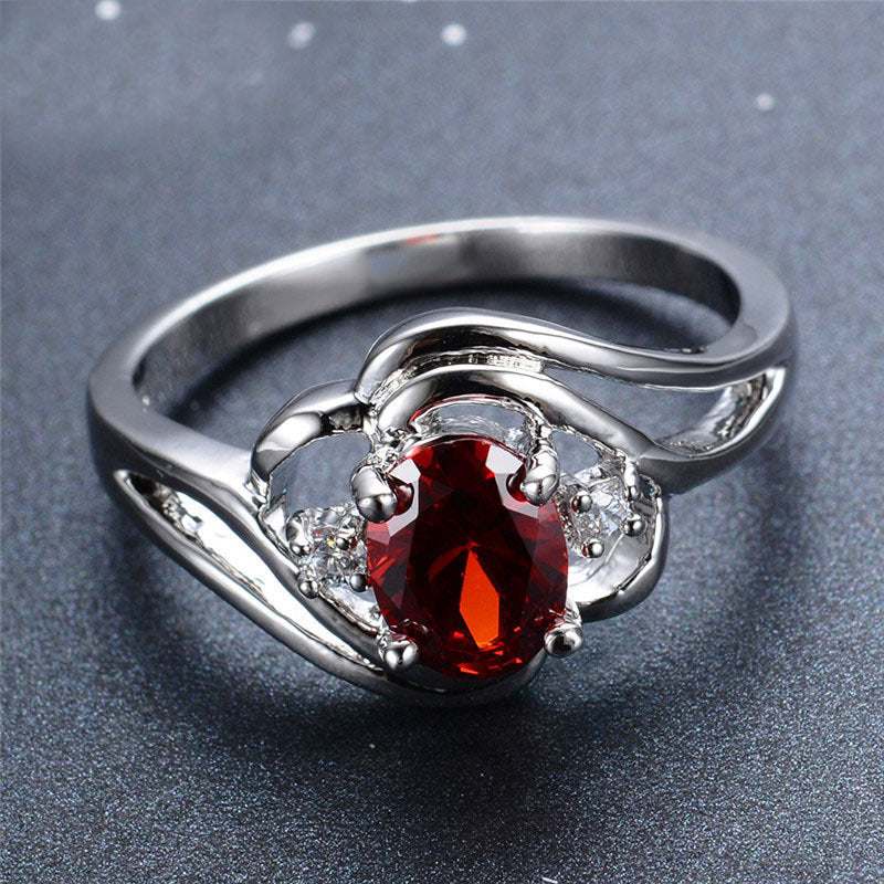 Women Heart Ring With Zircon Gemstone Alloy Jewelry Garnet Opening Design Black Gold Plated For Women Fashion Accessory