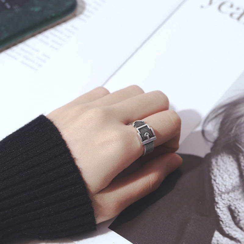 Womens Metal Chain Ring Adjustable Trendy Ring Inspired Design For Everyday Wear And Special Occasions Special