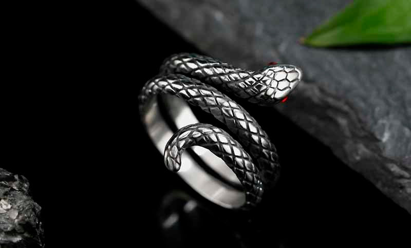 Red Eyed Cobra Python Snake Shaped Titanium Steel Ring