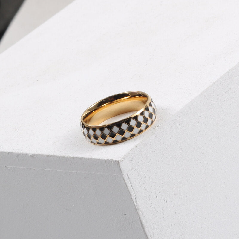 Women Titanium Steel Ring Diamond Checkerboard Geometric