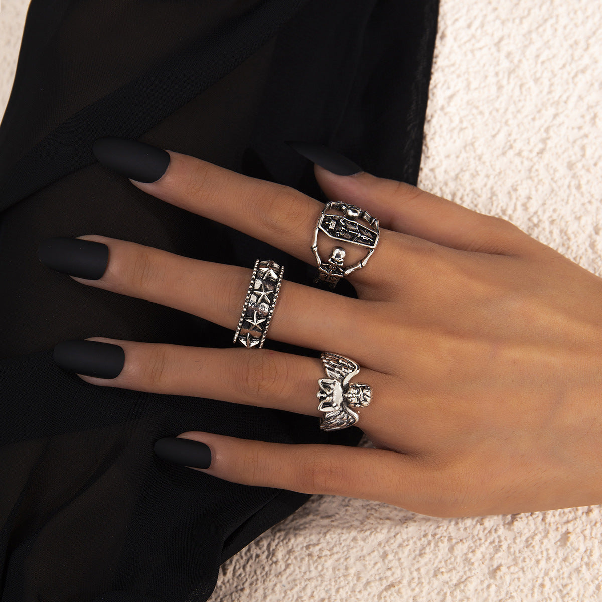 Womens Vintage Geometric Star Ring Set Pitted Detail Alloy