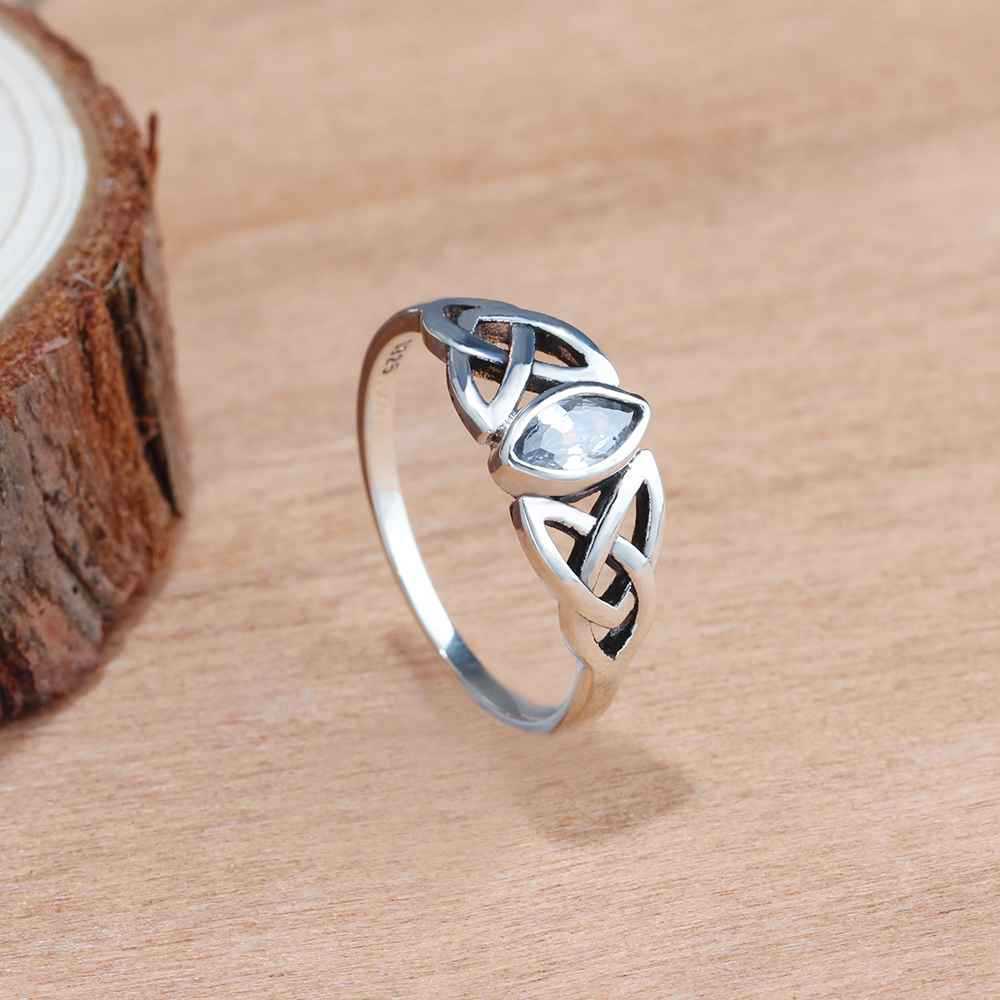 Vintage 925 Sterling Silver Ring With Cubic Zirconia Inlay Geometry Design For Women Jewelry Gift For Weddings