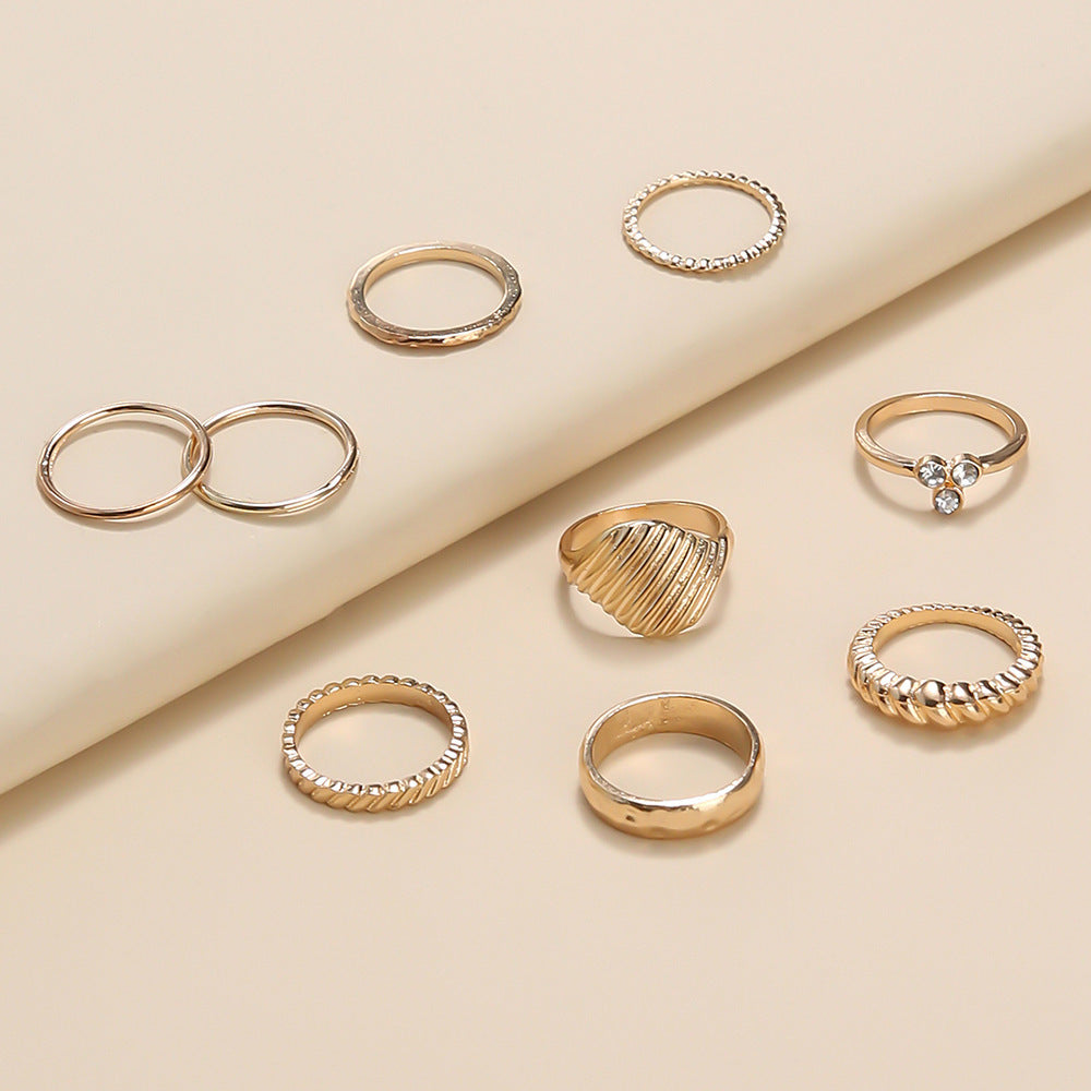 Womens Gold Plated Ring With Scalloped Design And Micro Diamond Accents Alloy Geometric Ring Elegantly Fashion