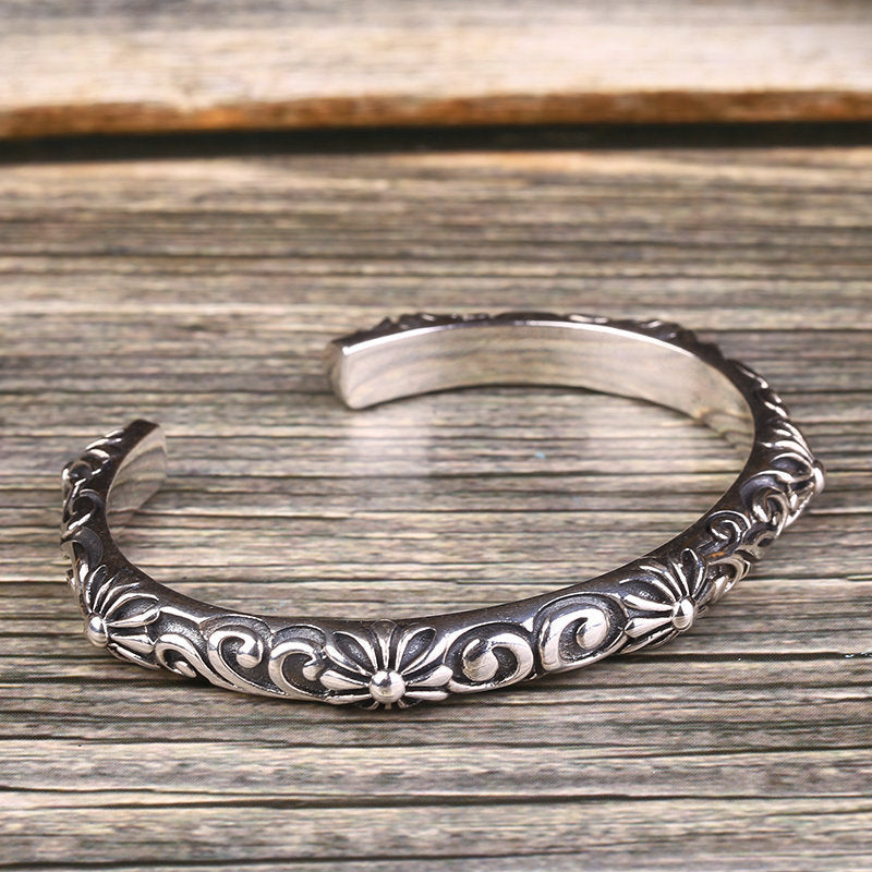 Thai Silver Distressed Pattern Bracelet Vintage Silver Plated Women Fashion Accessory For Women Vintage Appeal