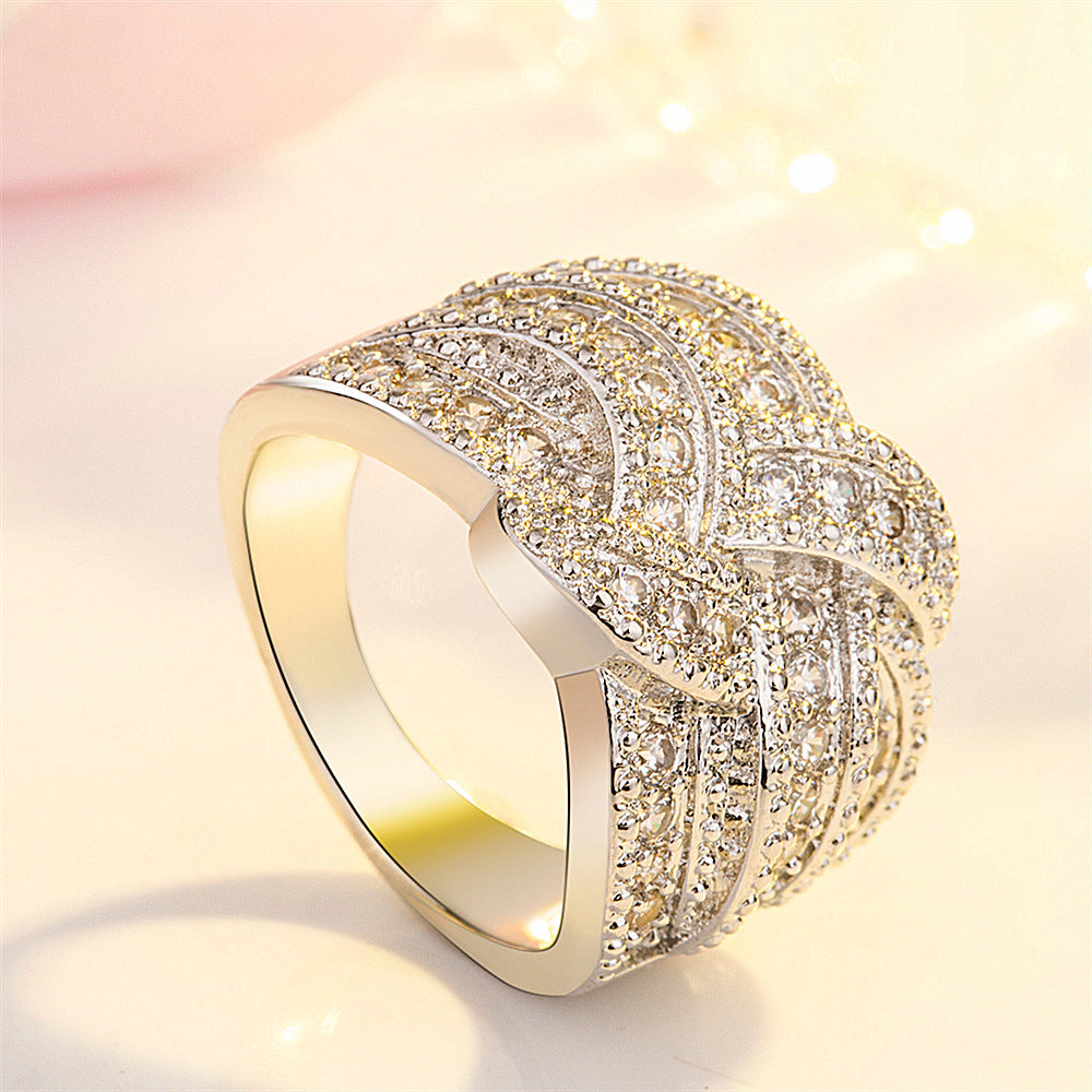 Rotating Rings Inlaid With Zircon Diamonds Copper Flower Design Style European and American Birthday Packaging