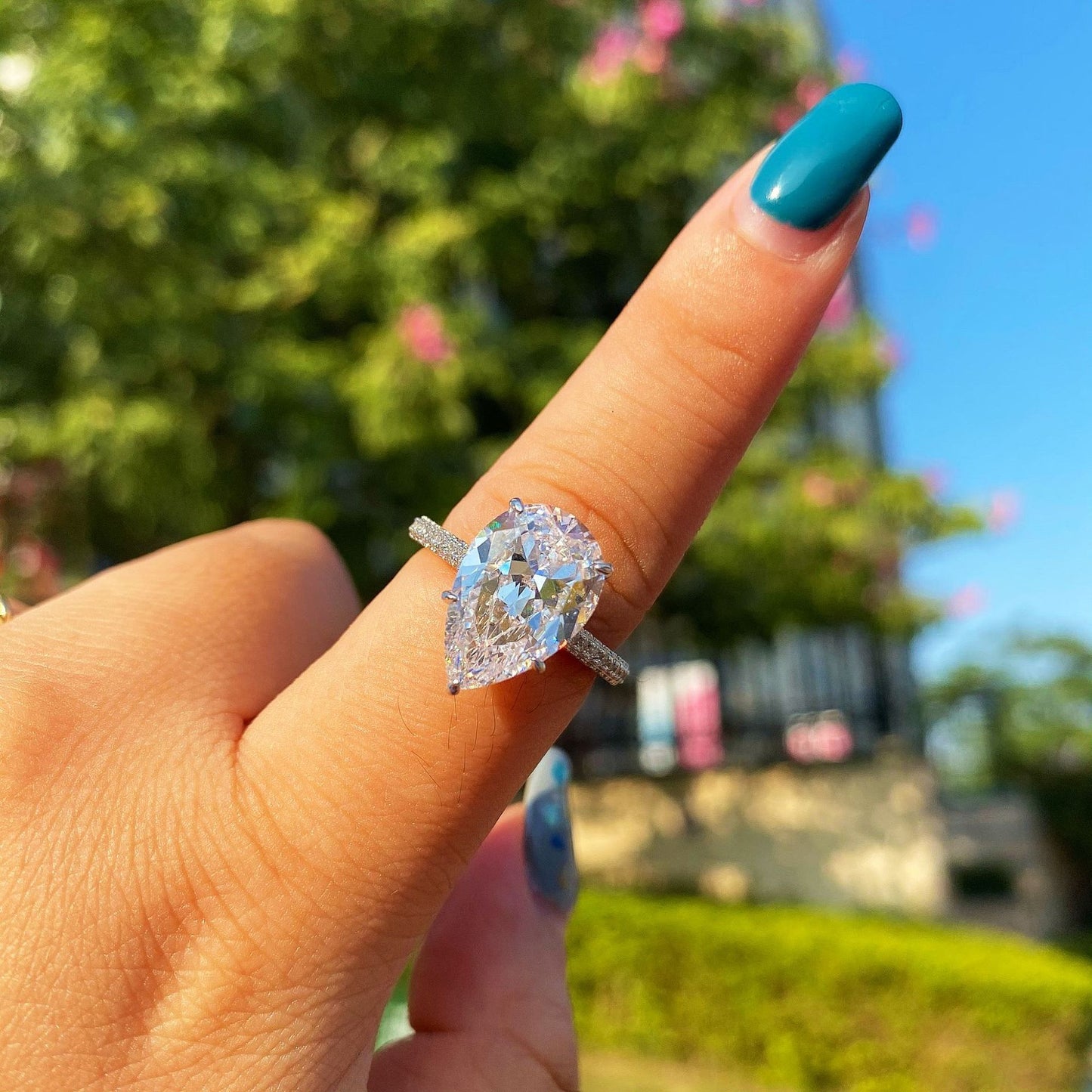 Womens Silver Ring With Geometric Design Gold Plated Artificial Gems Fashion Jewelry European Style Elegant Gift For Her