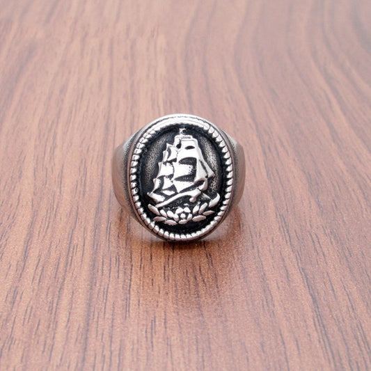 New Creative Sailboat Embossed Vintage Men's Ring
